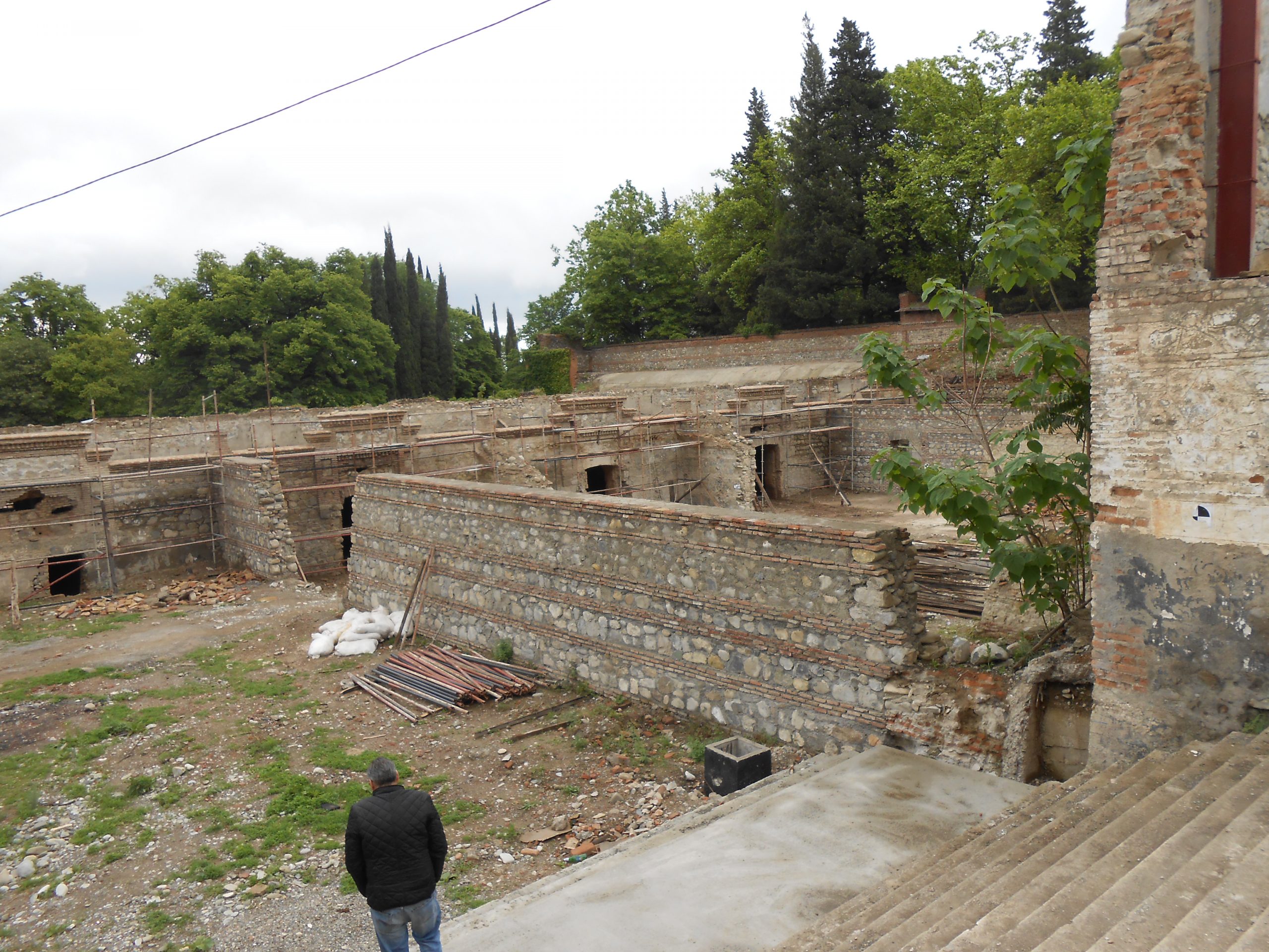 Concrete reinforcement using basalt geogrid and rebar, in Redisson ...